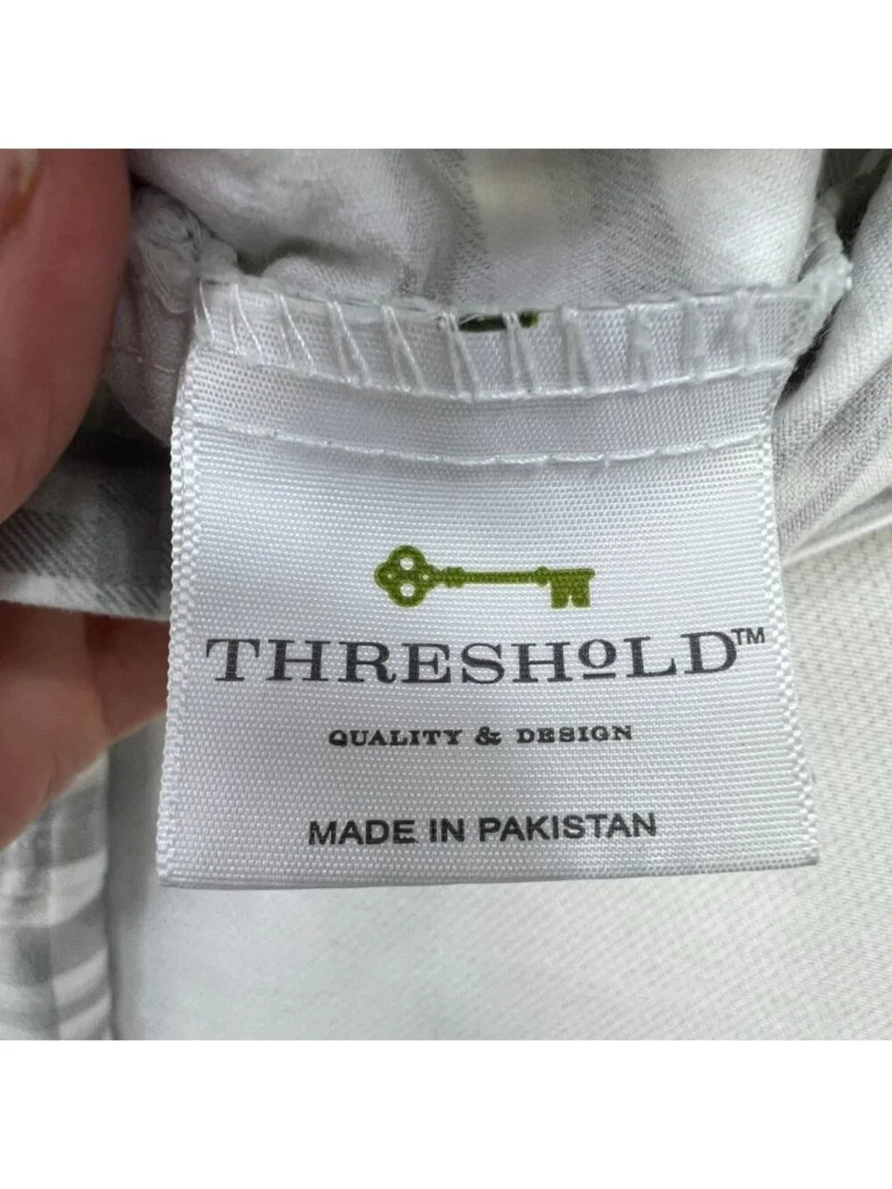 Threshold Gray White Plaid 100% Cotton Pillowcase 19in x 40in Bedding Set of 2